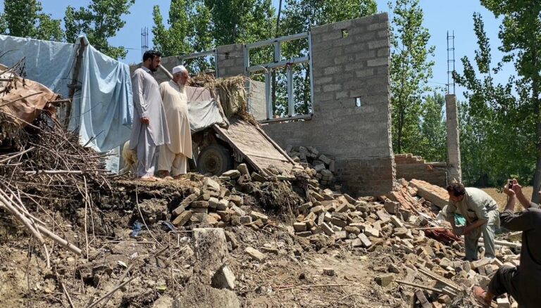 Floods in Pakistan: A Family's Struggle to Rebuild After Losing Shelter