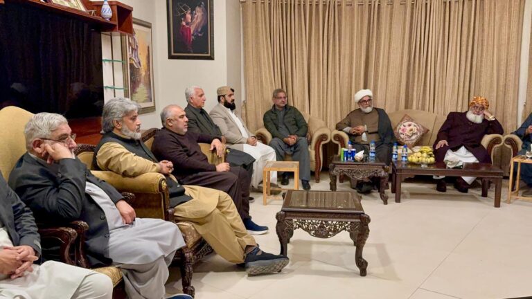 Islamabad, Pakistan – February 4, 2025: A high-profile meeting of opposition leaders was held at the residence of former National Assembly Speaker Asad Qaiser, where key figures from various political parties gathered to discuss Pakistan’s current political situation and allegations of election rigging. Among those in attendance were Jamiat Ulema-e-Islam (JUI-F) chief Maulana Fazlur Rehman, Pakistan Muslim League-Nawaz (PML-N) leader Shahid Khaqan Abbasi, Pashtoonkhwa Milli Awami Party (PkMAP) chief Mehmood Khan Achakzai, along with Mustafa Nawaz Khokhar, Omar Ayub, Shibli Faraz, and representatives from the Pakistan Tehreek-e-Insaf (PTI), including senior leader Asad Qaiser. Prominent Shia cleric Allama Nasir Abbas was also present. According to sources, the opposition alliance strongly condemned the February 8 general elections, calling them "fraudulent" and alleging that the mandate of the people had been "stolen." Maulana Fazlur Rehman stated that the elections lacked transparency and fairness, asserting that the current government had “no legitimate right to remain in power.” He called for the resignation of the Election Commission of Pakistan (ECP), questioning its neutrality. Echoing similar concerns, Shahid Khaqan Abbasi described the present administration as "imposed on the people" and emphasized that fresh elections were the only way to steer the country out of its political and economic crises. He also called for the release of political prisoners and the repeal of controversial laws, including the Prevention of Electronic Crimes Act (PECA). The opposition leaders agreed to continue their consultations in the coming days, with discussions on forming a broader political alliance against the government. Sources indicated that strategies for a potential united opposition front were also deliberated. The meeting signals a growing momentum among opposition parties to challenge the legitimacy of the newly elected government, setting the stage for intensified political confrontation in the country.